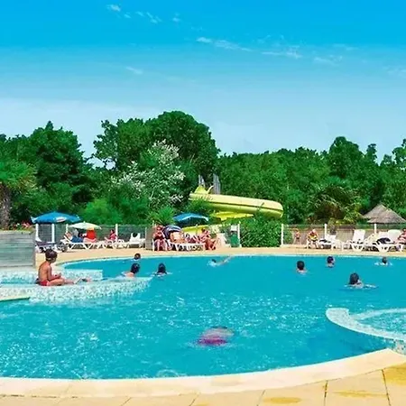 Tatil Evi Accueillant A Avec Piscine Partagee *